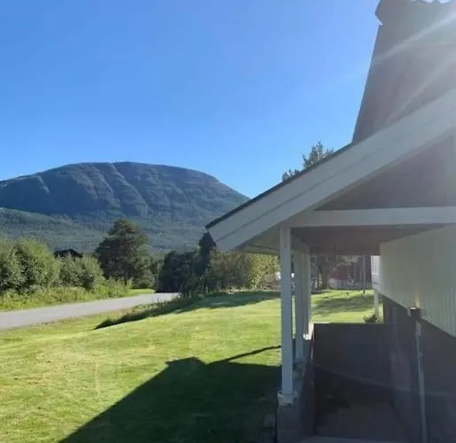Tur Og Sentrumsnaer Sokkel-Leilighet
