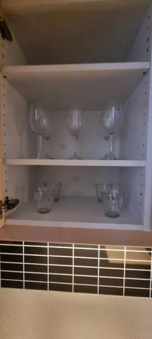 Appartement Tur Og Sentrumsnaer Sokkel-leilighet *